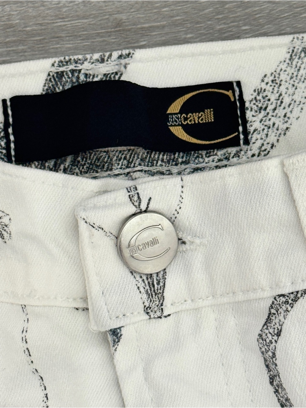 Roberto Cavalli vintage snake print jeans - Picture 4 of 8
